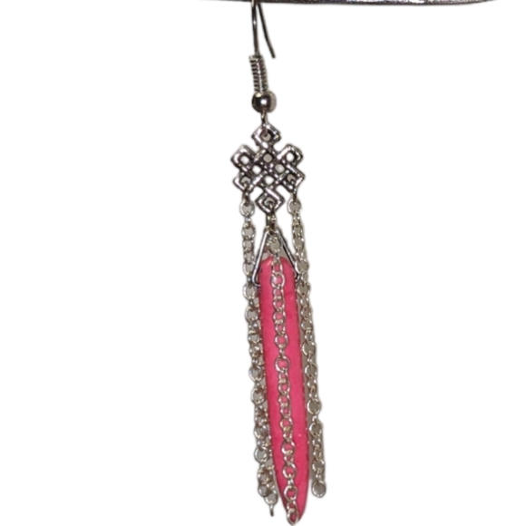 Handmade Silver Plated Celtic Knot Chains & Howlite Dagger Bead Dangle Earrings - Picture 4 of 6